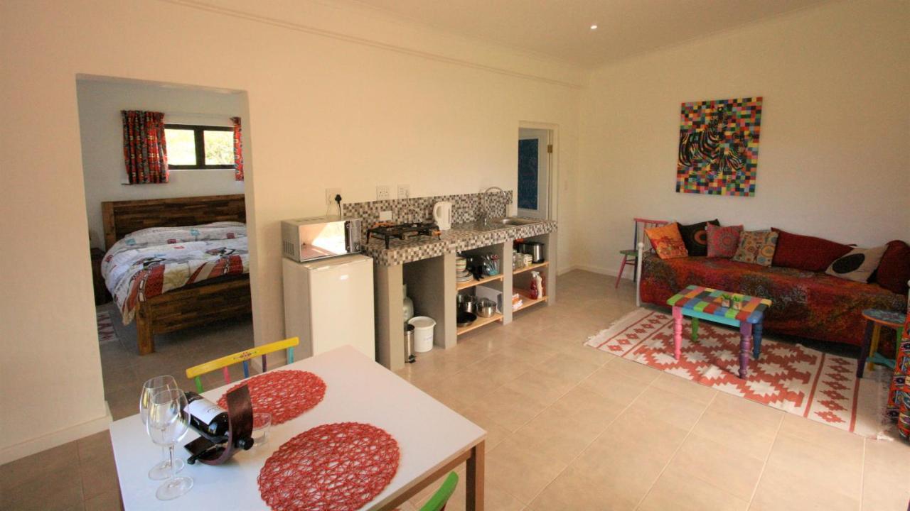 Colourful Bnb The Crags Pokoj fotografie